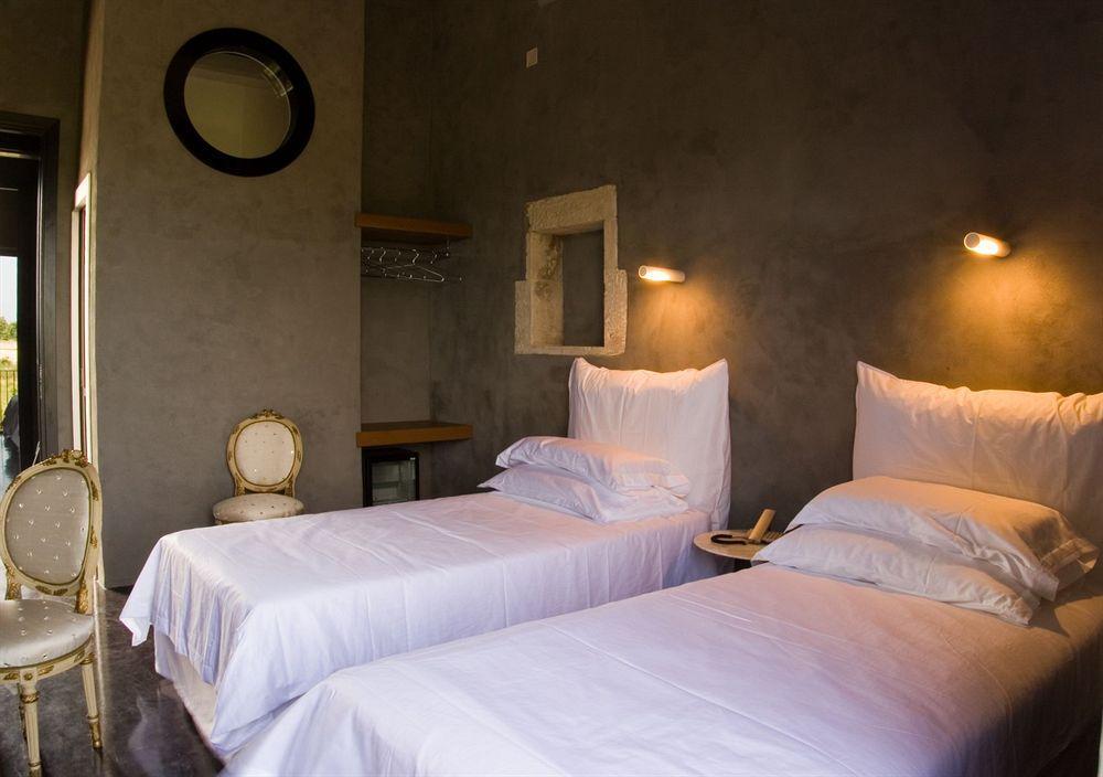 Caol Ishka Hotel Syracuse ภายนอก รูปภาพ