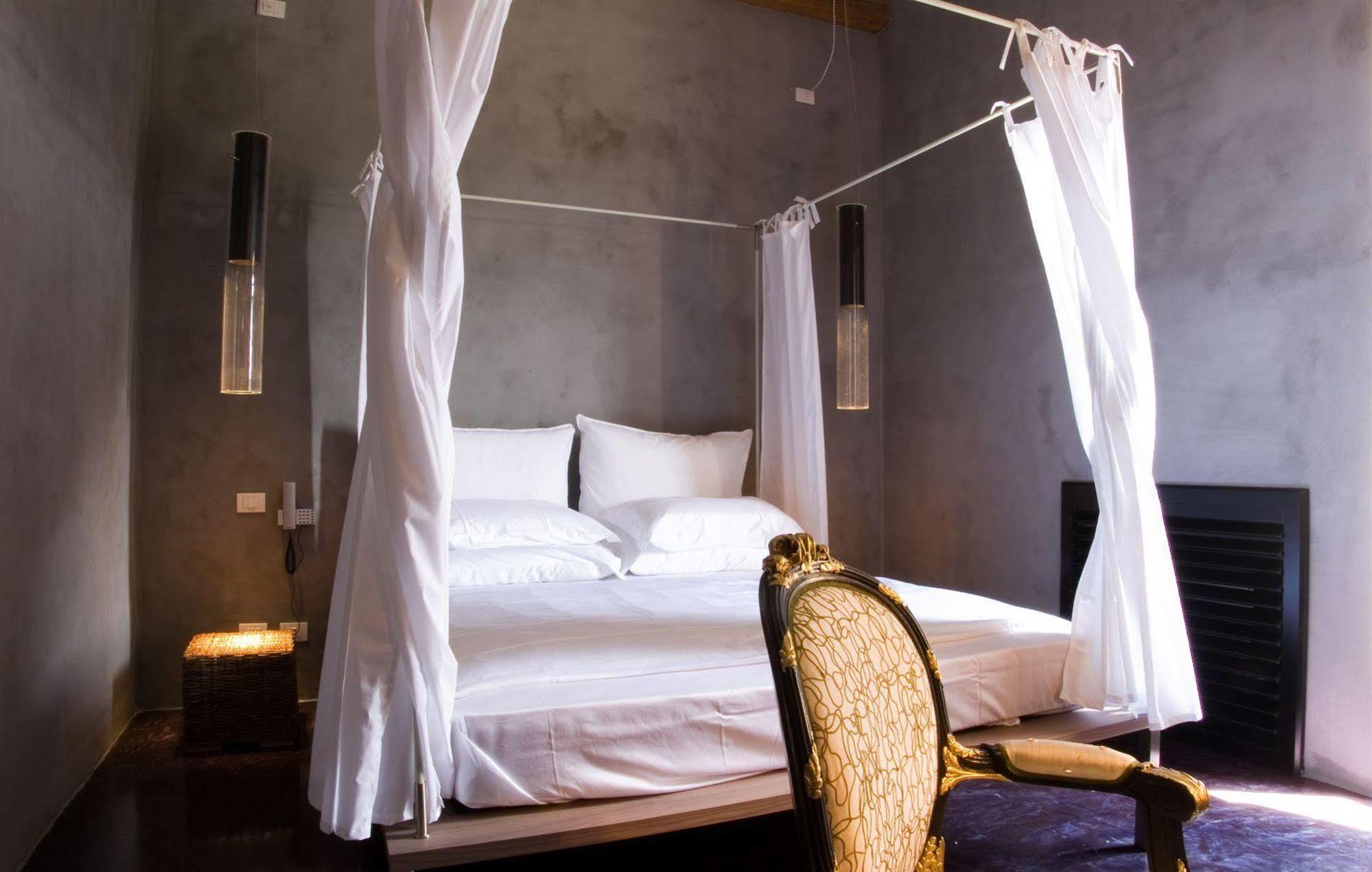Caol Ishka Hotel Syracuse ภายนอก รูปภาพ